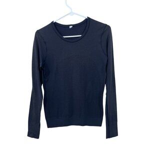 Lululemon Breeze By Shirt Women Size 4? Perforated Gray‎ Long Sleeve Running Top
